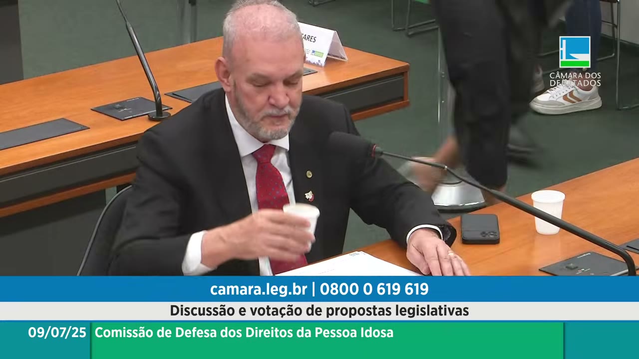 Vídeo do evento em 1:03:23