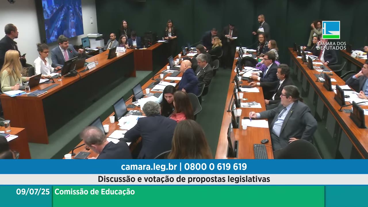 Vídeo do evento em 1:00:32