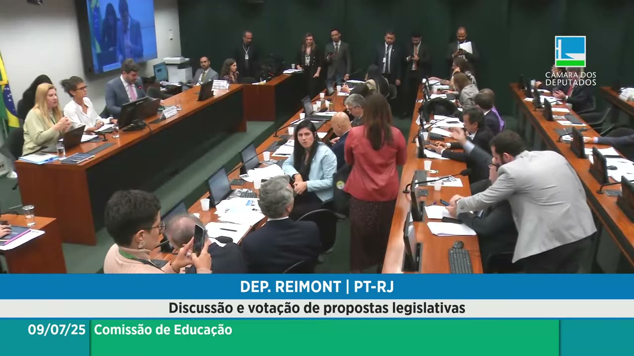 Vídeo do evento em 1:05:13
