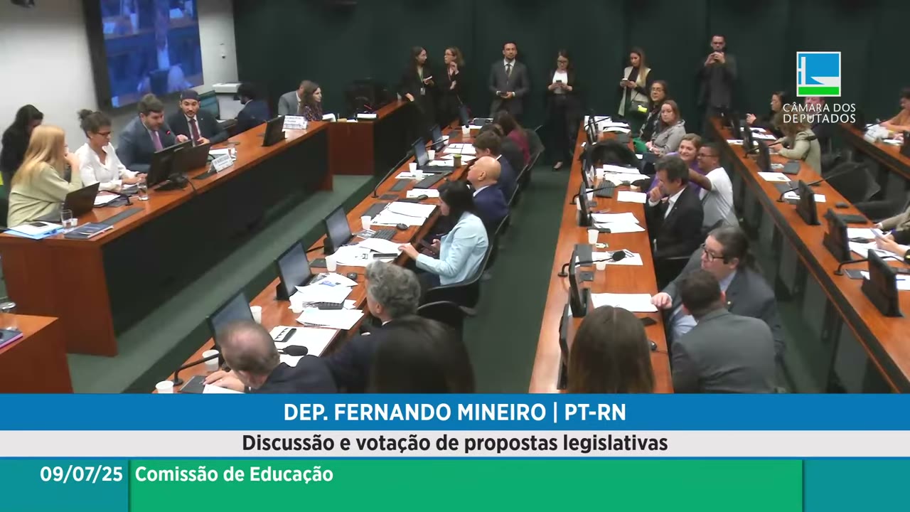 Vídeo do evento em 1:43:15