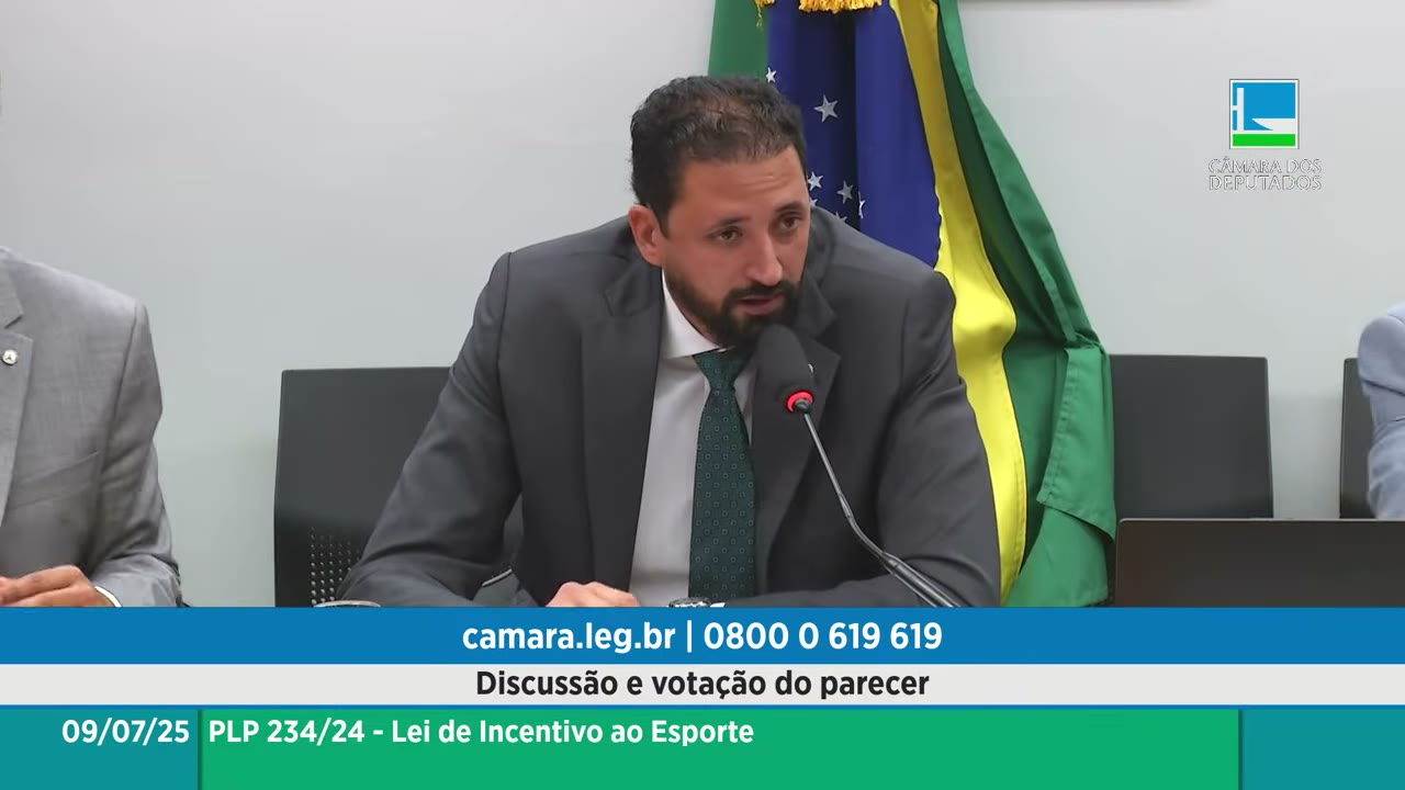 Vídeo do evento em 1:04:22