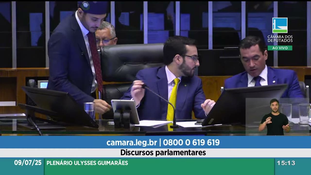 Vídeo do evento em 1:04:02