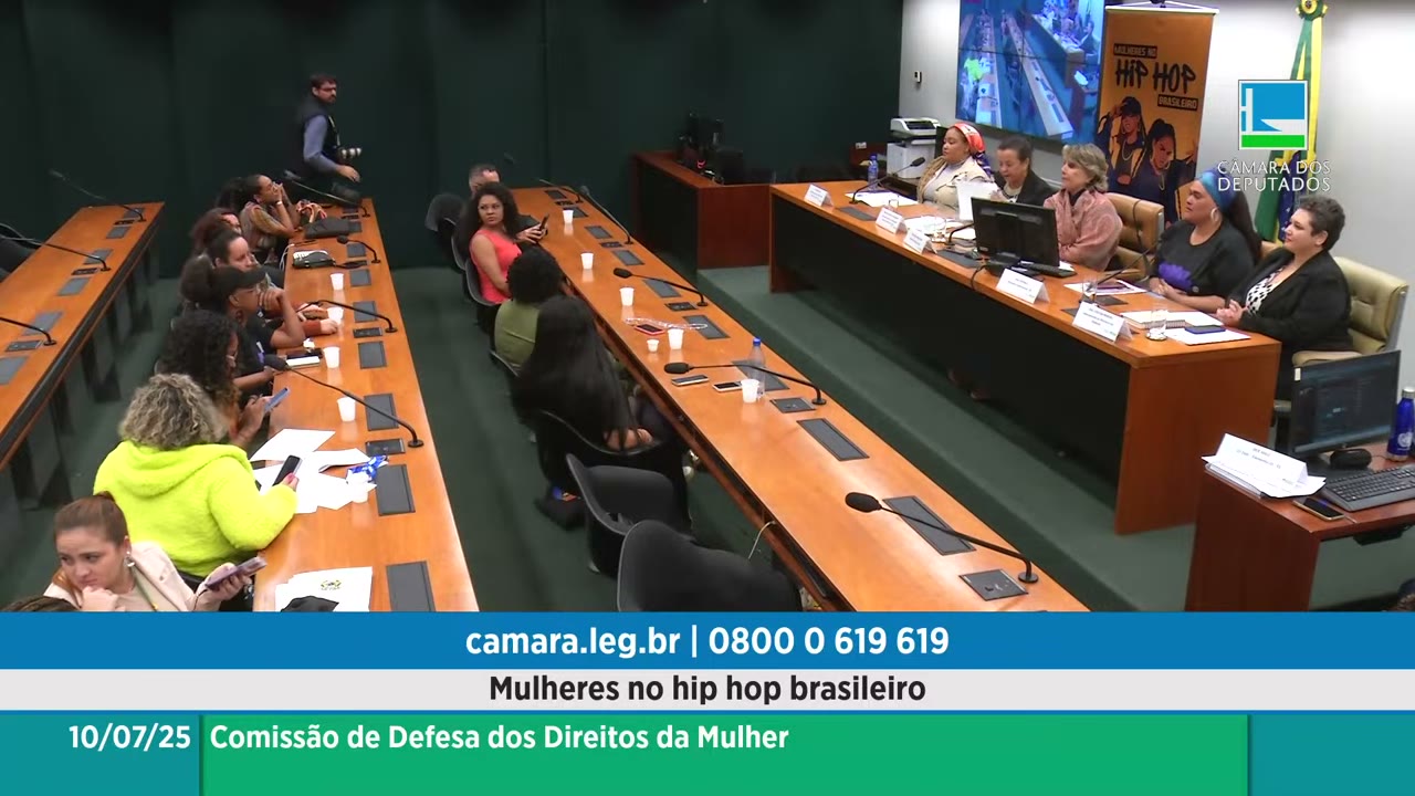 Vídeo do evento em 1:15:35