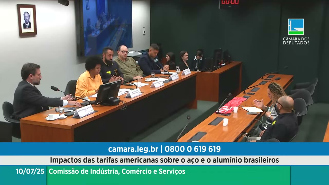 Vídeo do evento em 1:03:04