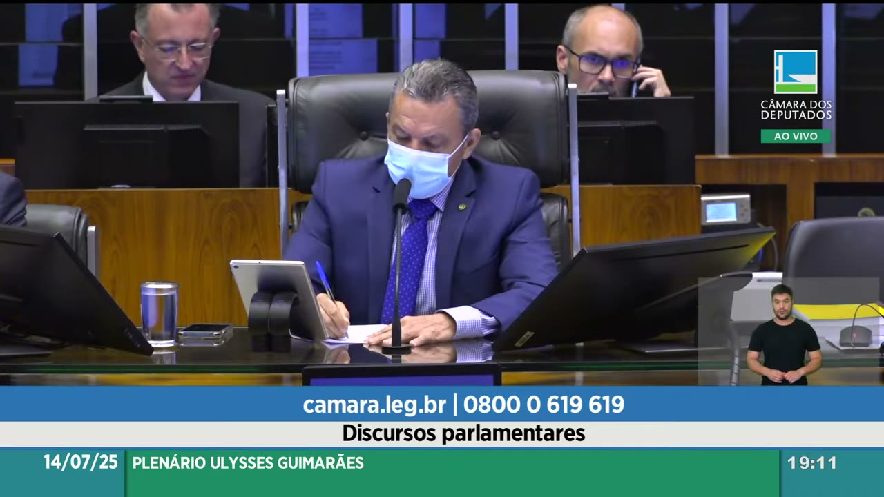 Vídeo do evento em 1:06:18