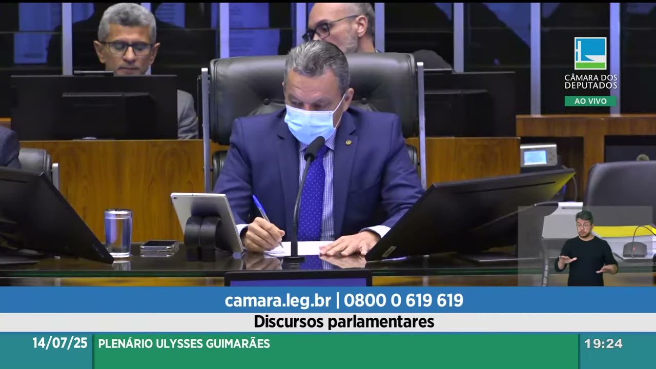 Vídeo do evento em 1:18:56