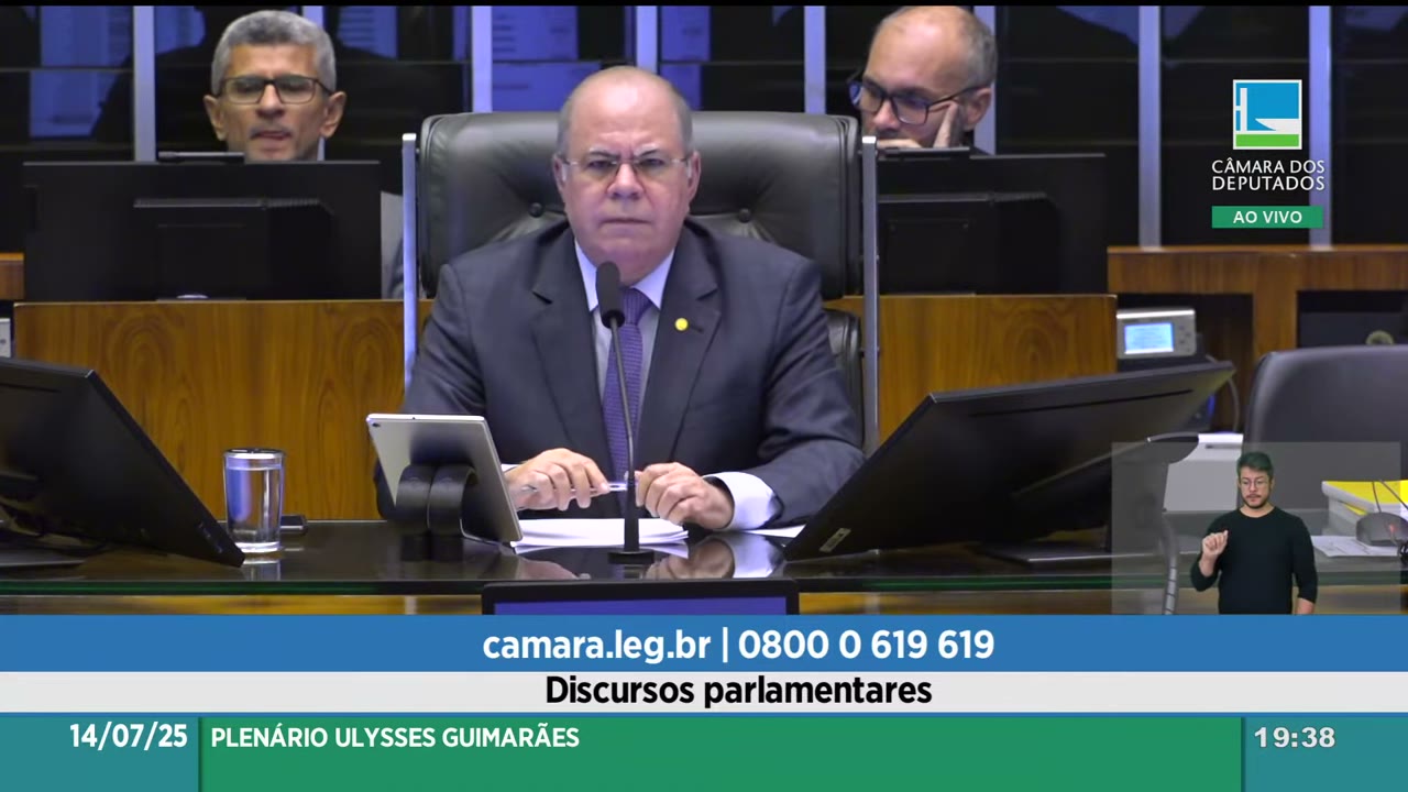 Vídeo do evento em 1:33:00