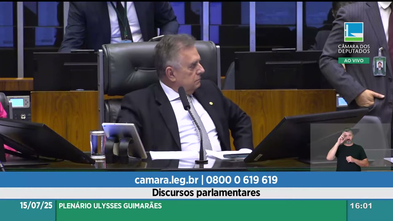 Vídeo do evento em 1:48:49