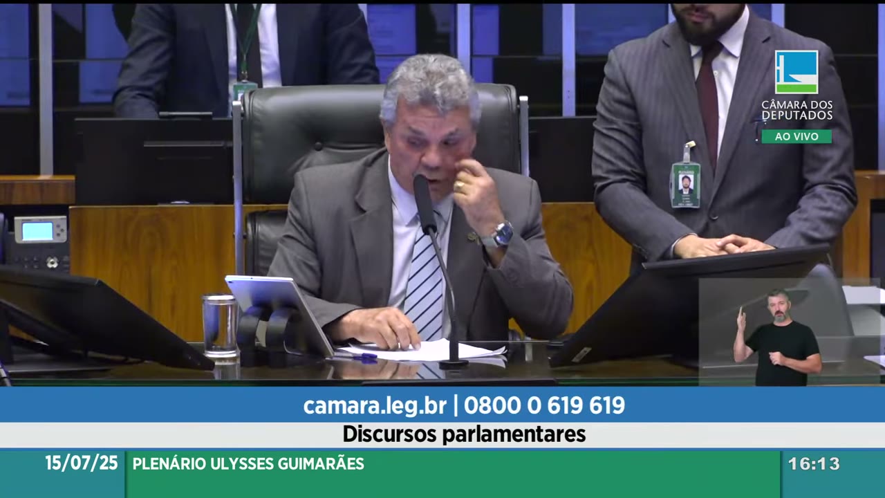 Vídeo do evento em 2:00:18