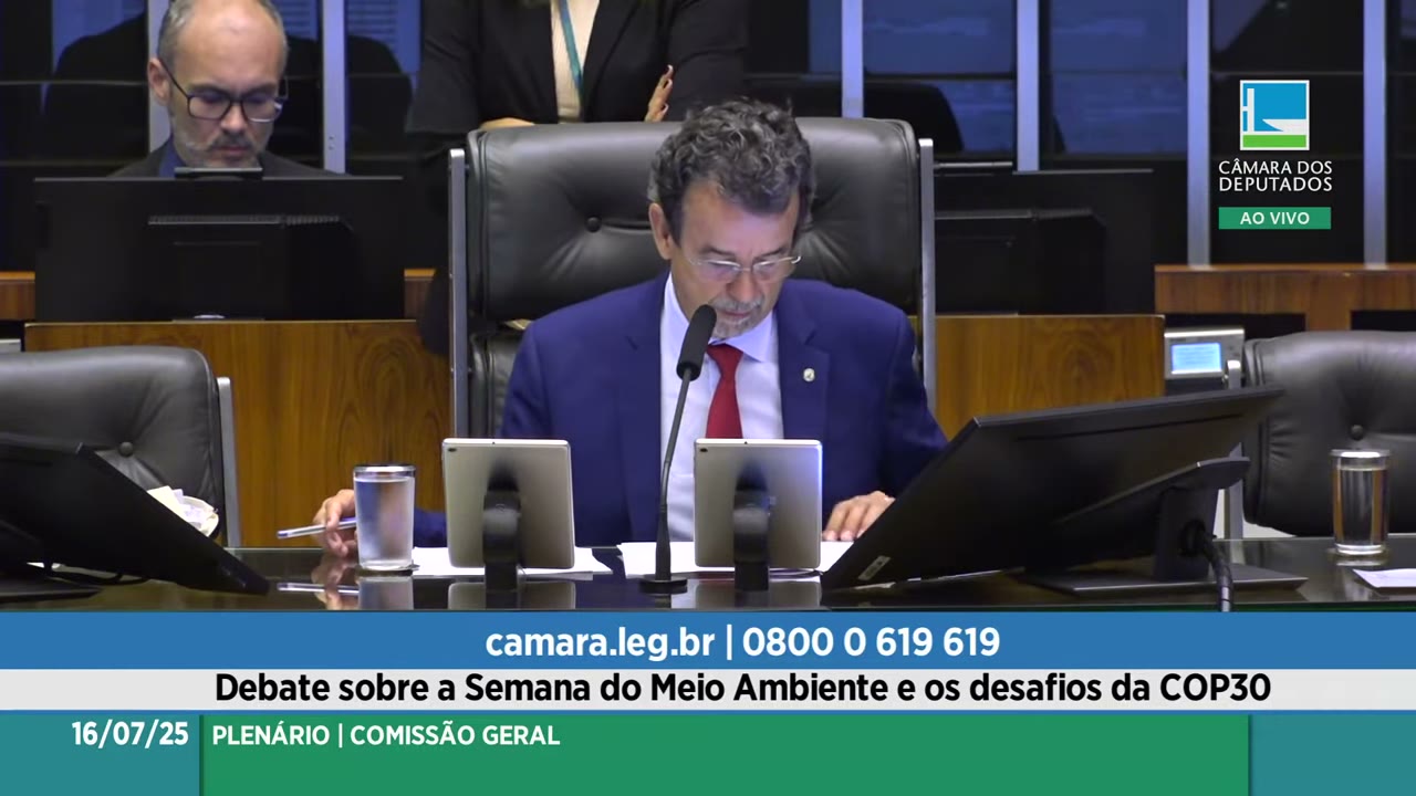 Vídeo do evento em 1:09:05