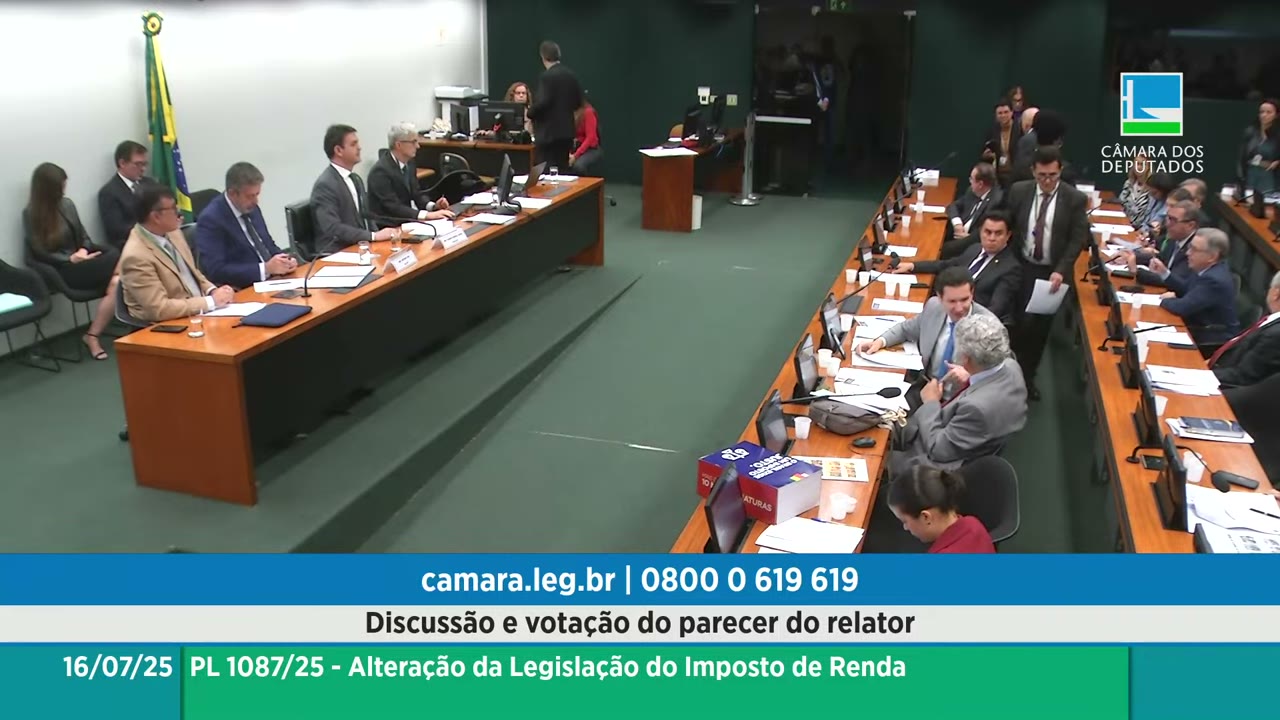 Vídeo do evento em 1:04:33