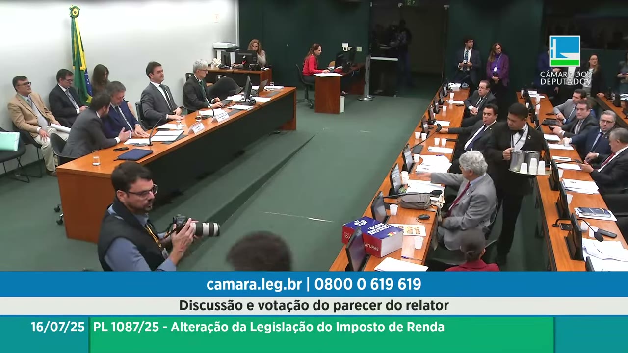 Vídeo do evento em 1:21:19