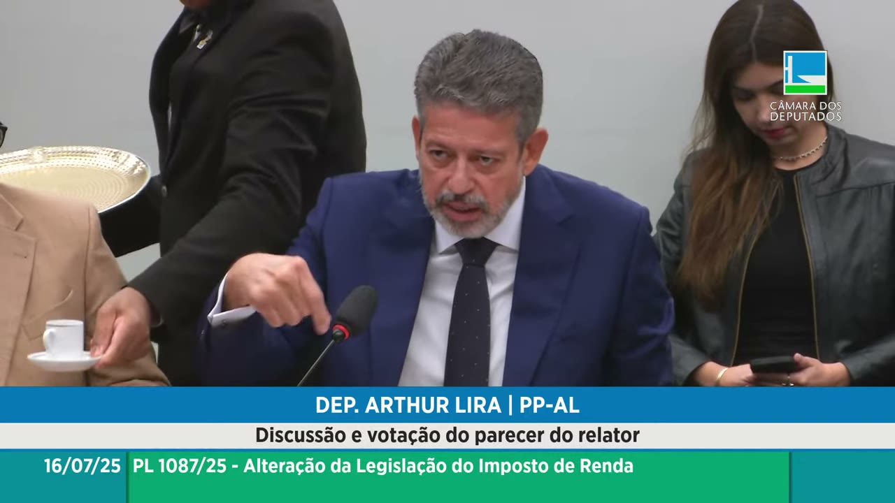 Vídeo do evento em 1:48:39