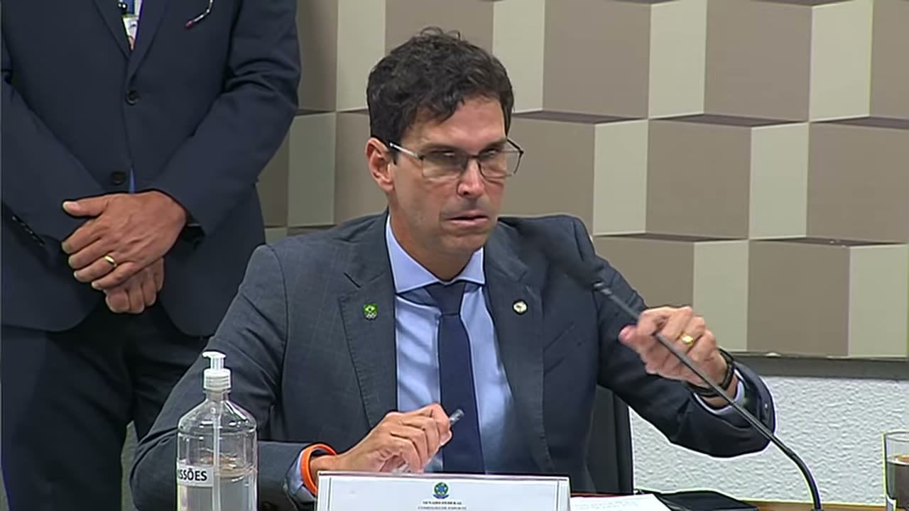 Vídeo do evento em 1:01:02