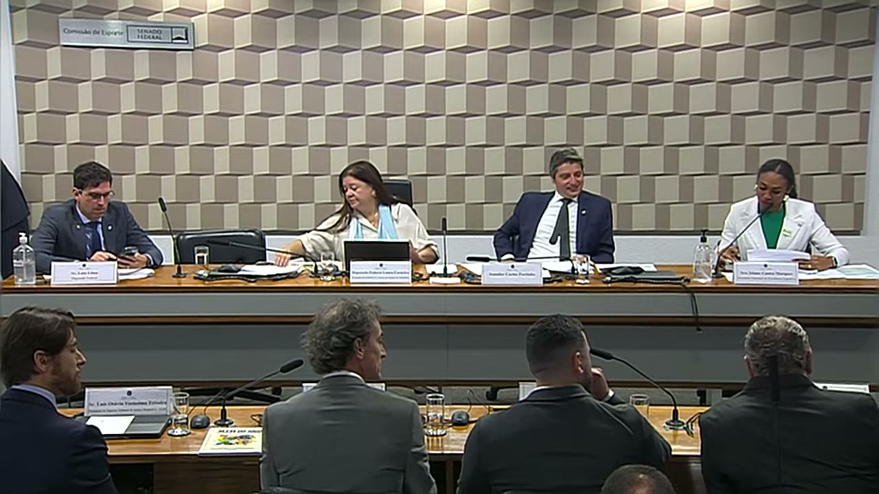 Vídeo do evento em 1:09:56