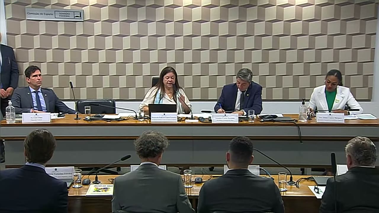 Vídeo do evento em 1:17:09