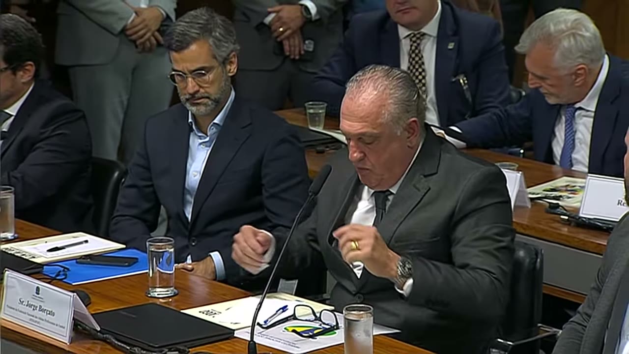 Vídeo do evento em 2:01:45