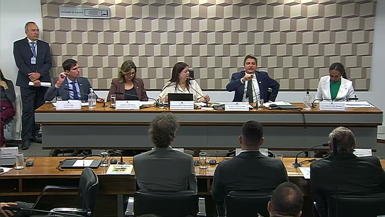 Vídeo do evento em 2:18:04