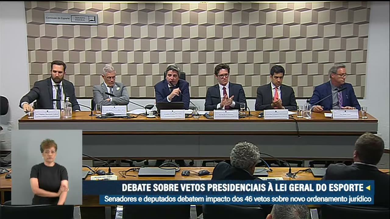 Vídeo do evento em 1:10:02