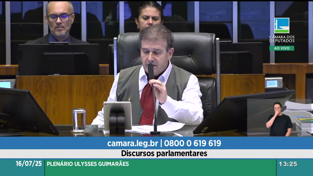 Vídeo do evento em 1:14:50