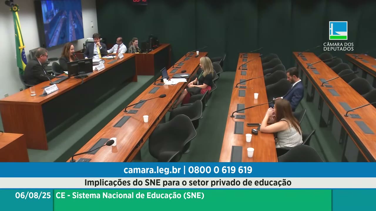 Vídeo do evento em 1:04:01