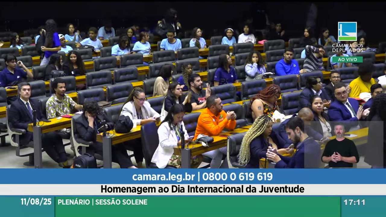 Vídeo do evento em 2:04:19