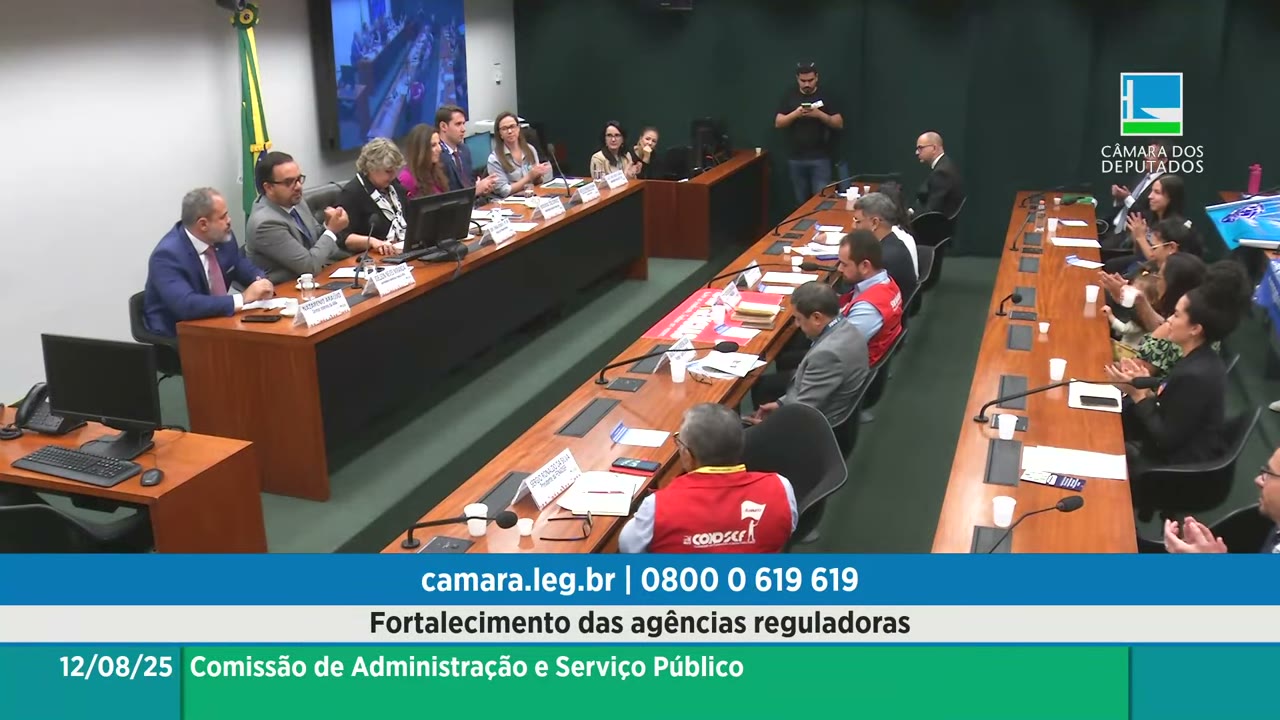 Vídeo do evento em 28:16