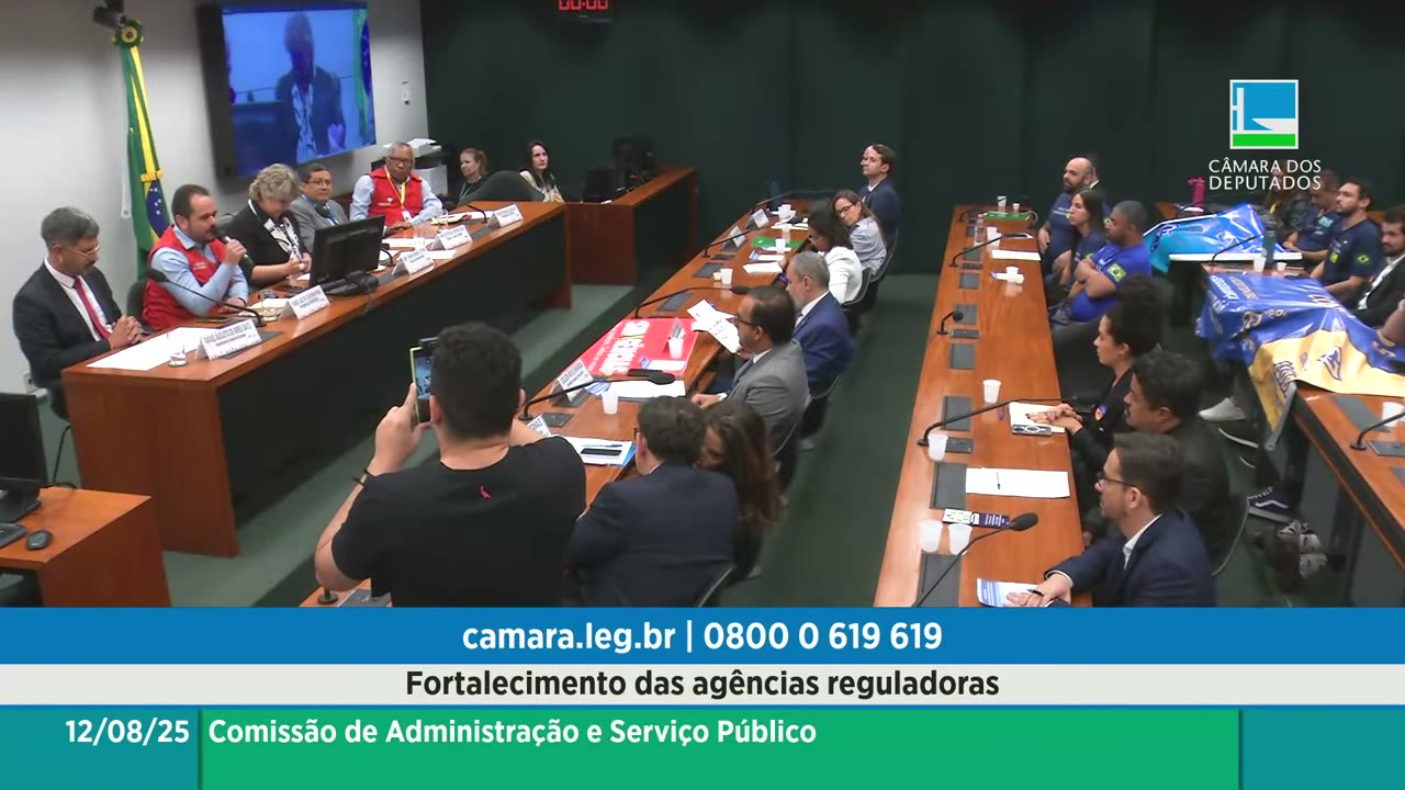 Vídeo do evento em 1:27:13