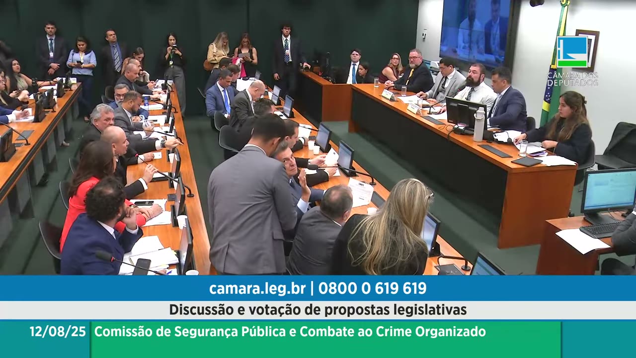Vídeo do evento em 1:01:25