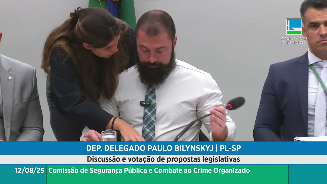 Vídeo do evento em 1:02:47