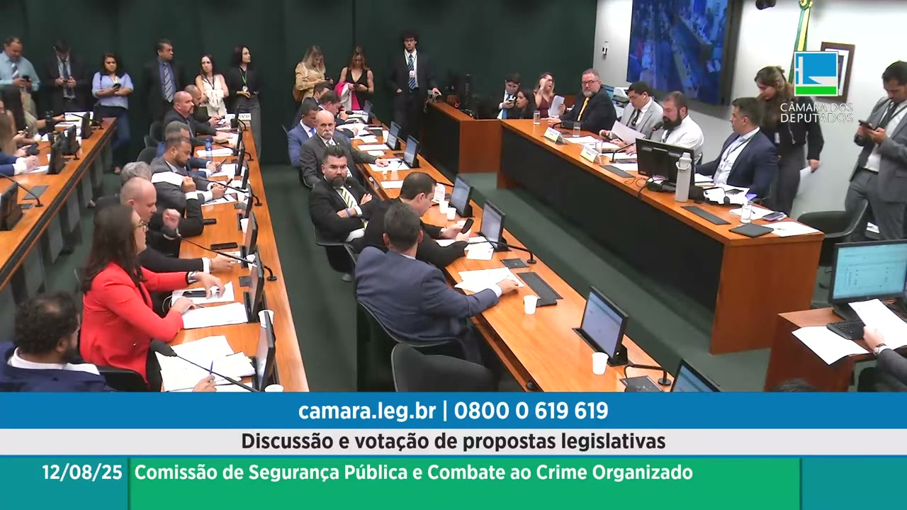 Vídeo do evento em 1:03:55