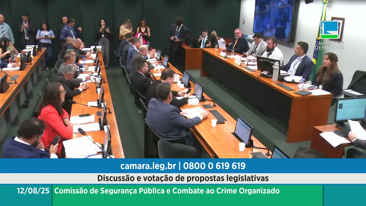 Vídeo do evento em 1:04:51