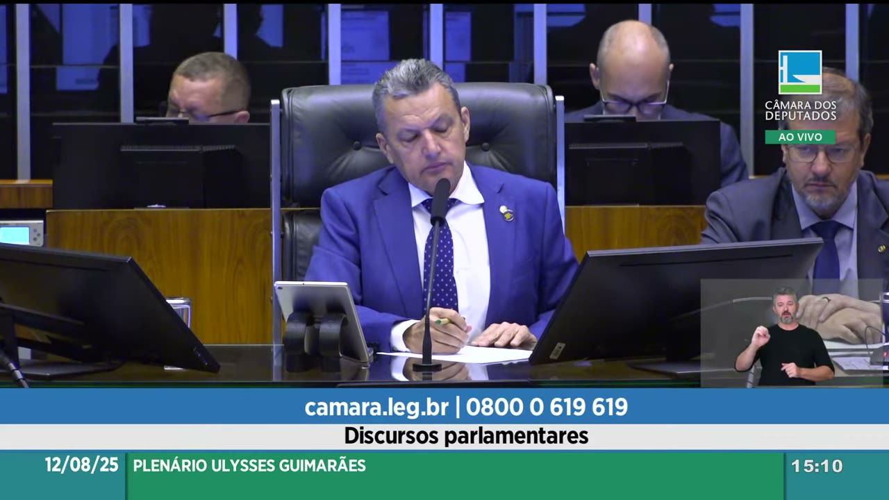 Vídeo do evento em 1:07:33