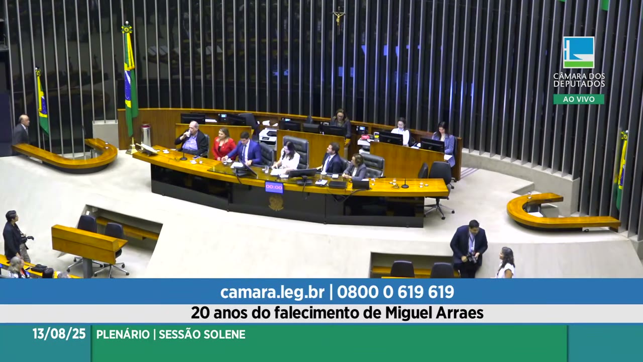 Vídeo do evento em 1:01:35