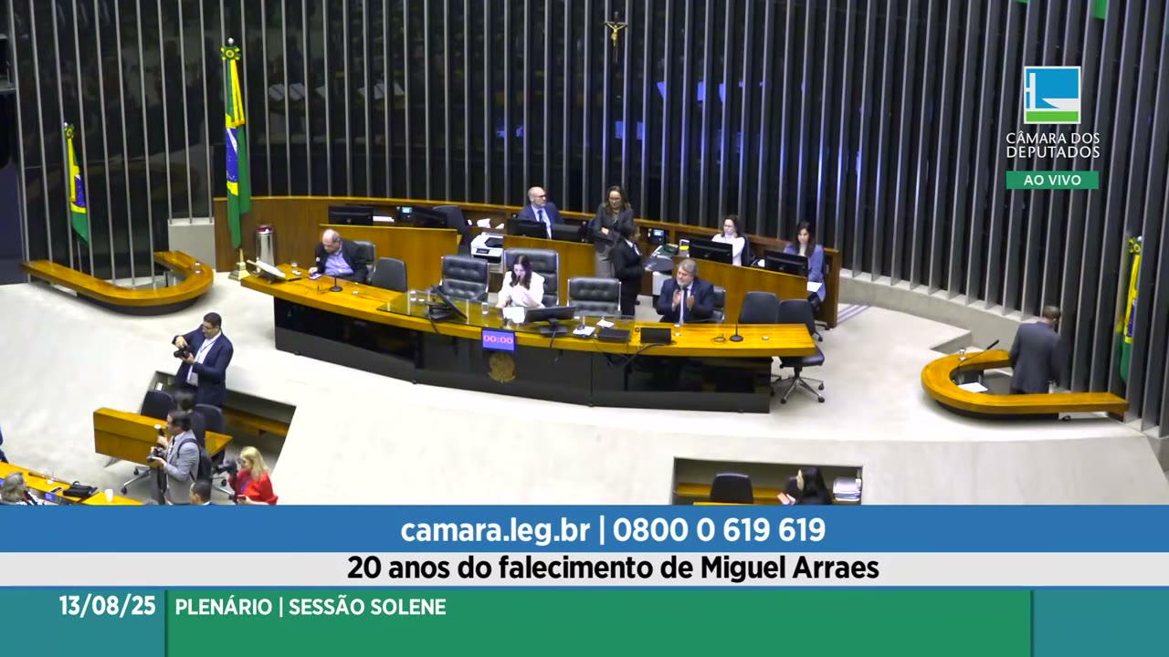 Vídeo do evento em 1:45:05