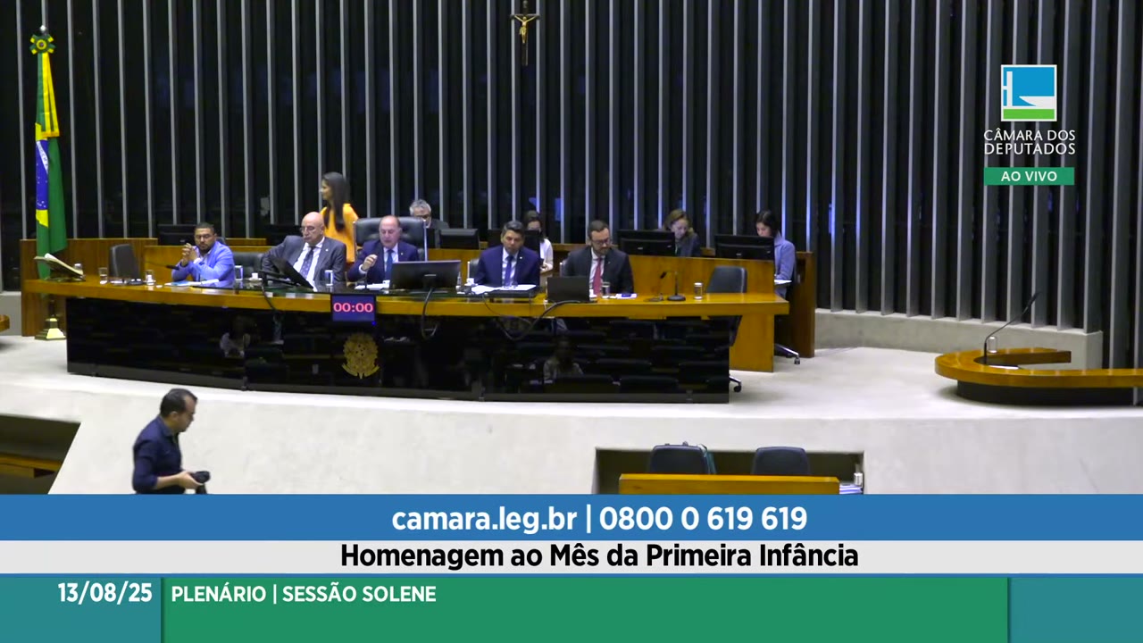 Vídeo do evento em 1:01:43