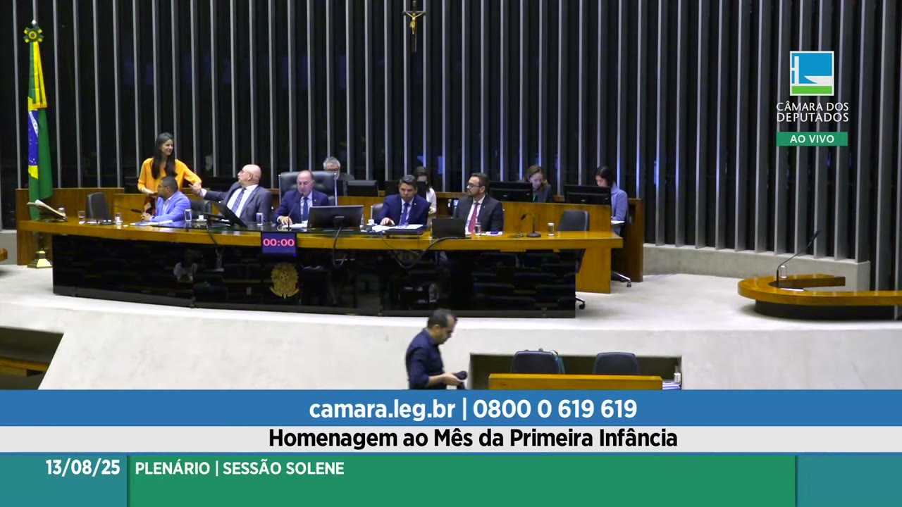 Vídeo do evento em 1:01:45