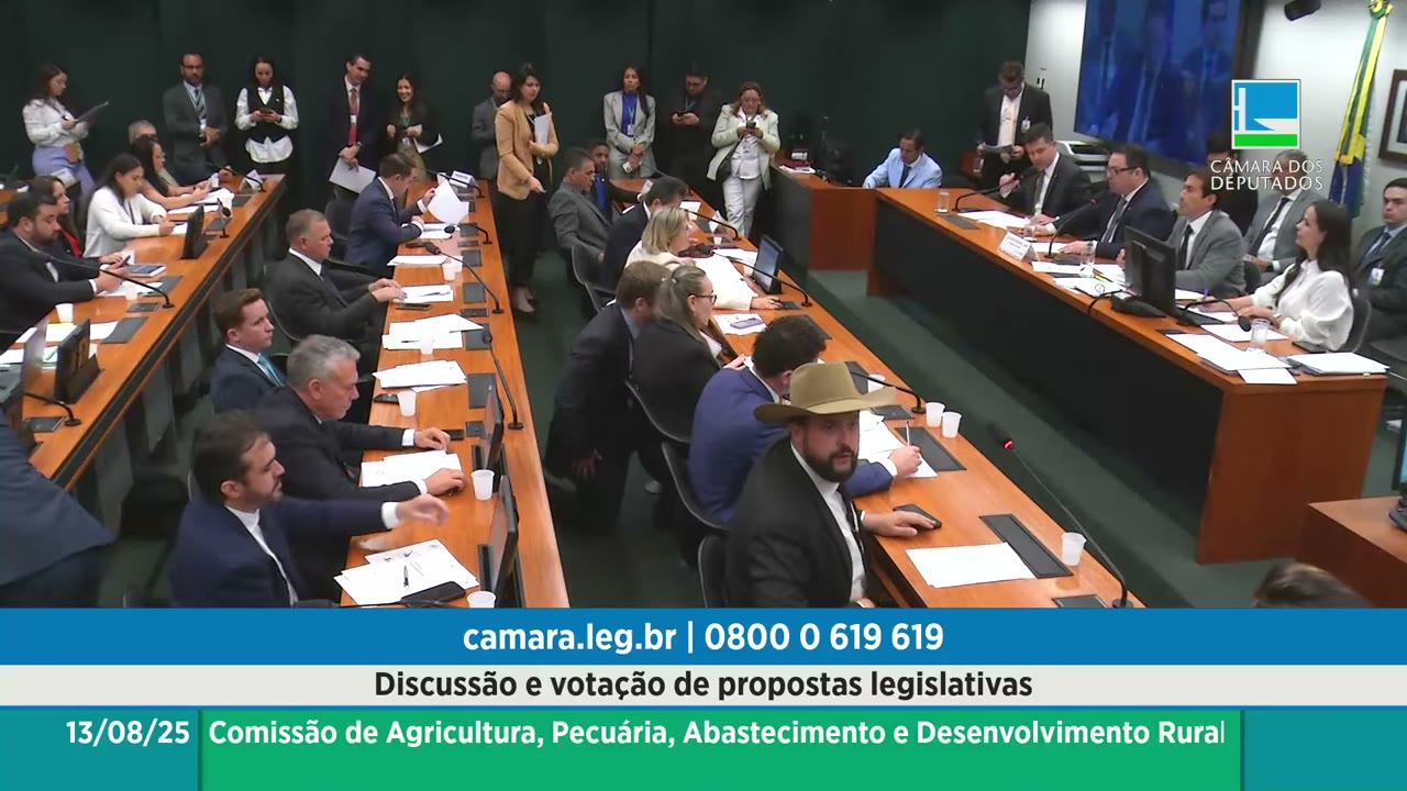 Vídeo do evento em 37:00