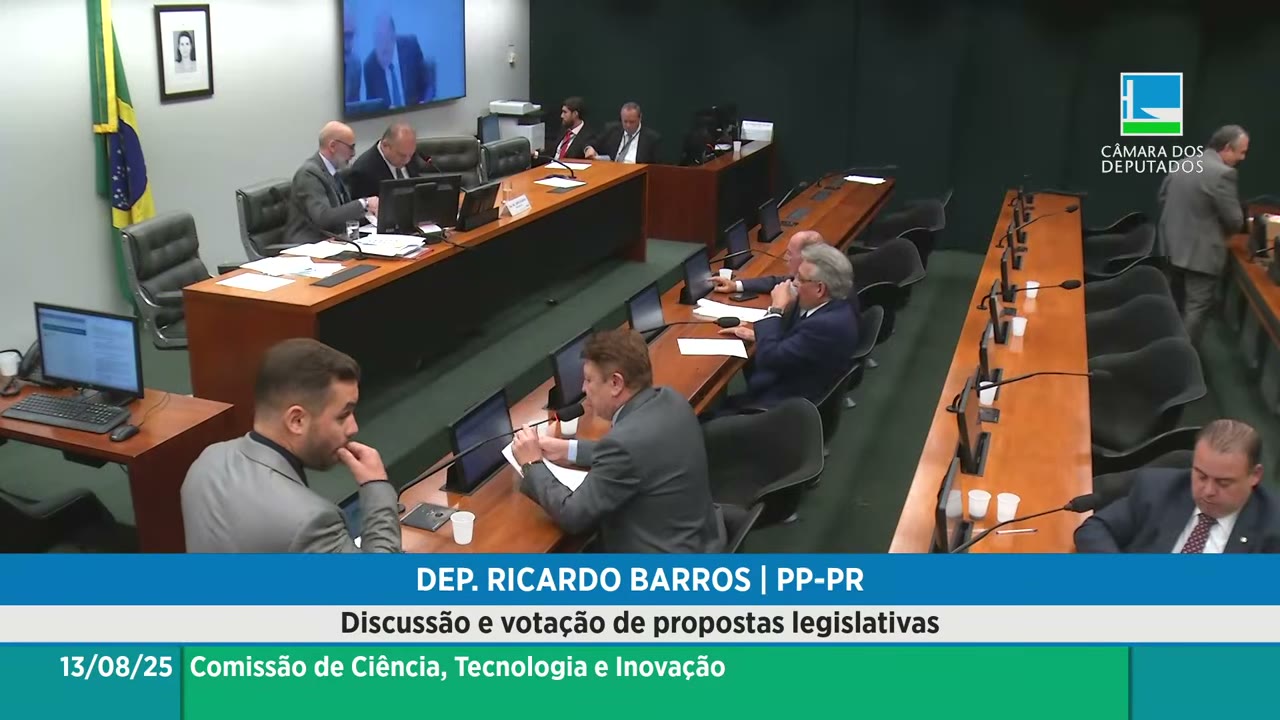 Vídeo do evento em 33:00