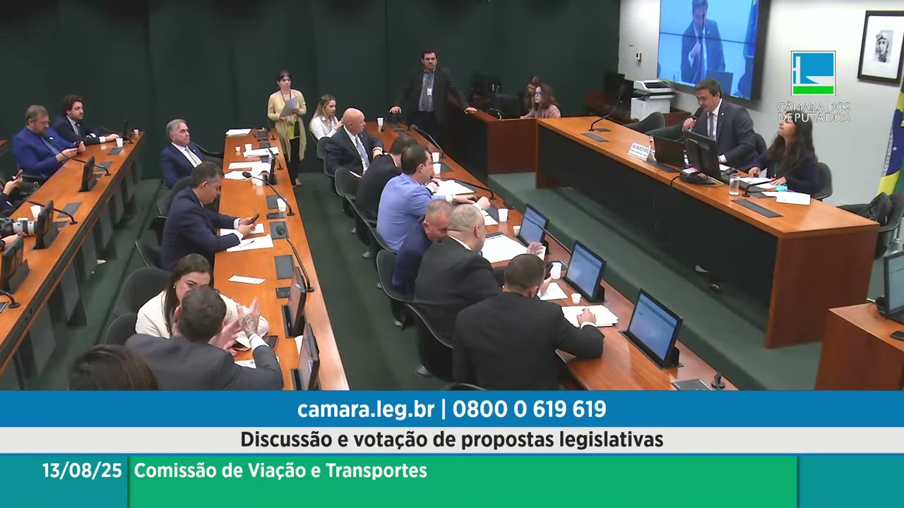 Vídeo do evento em 1:02:11