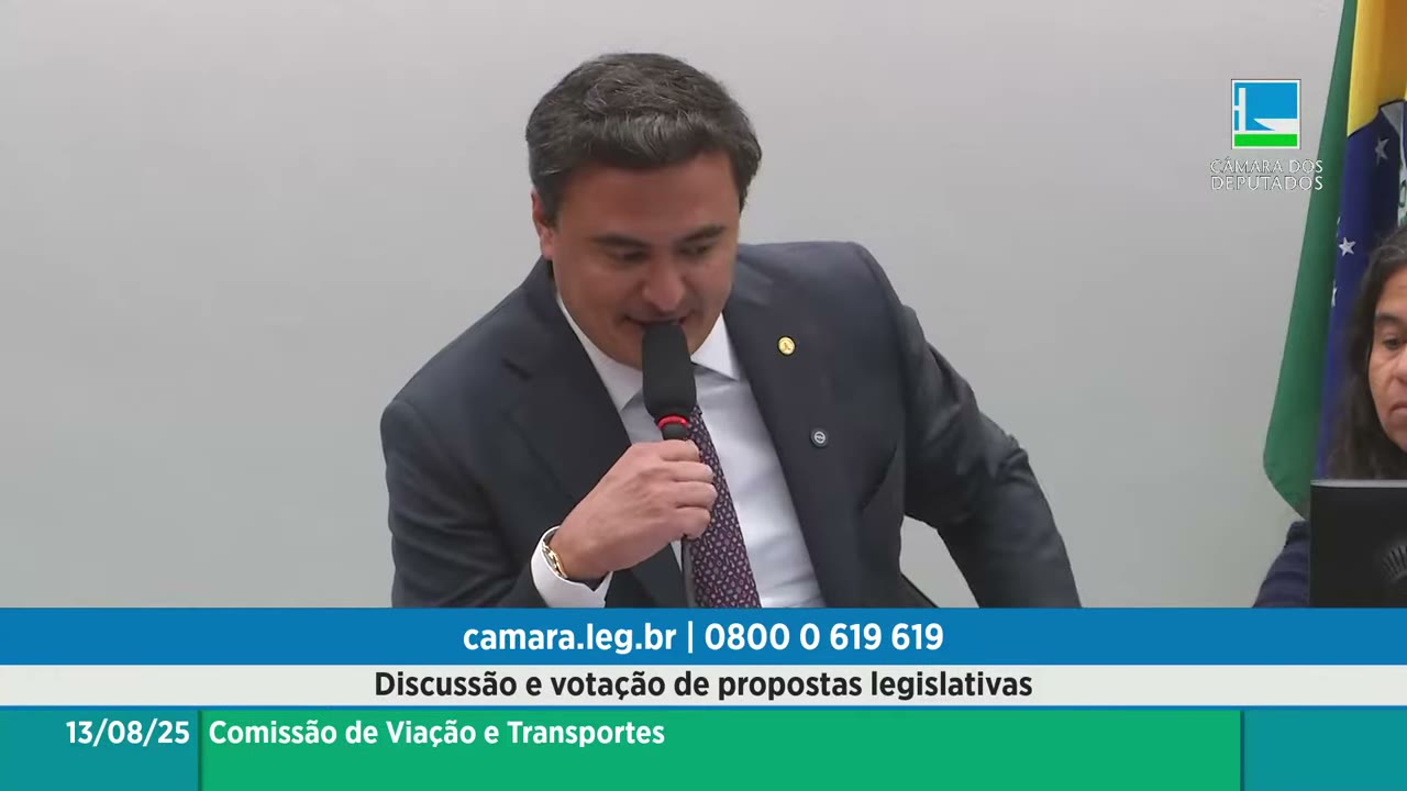 Vídeo do evento em 1:04:14