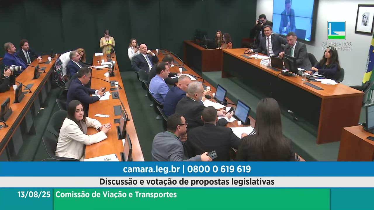 Vídeo do evento em 1:07:21
