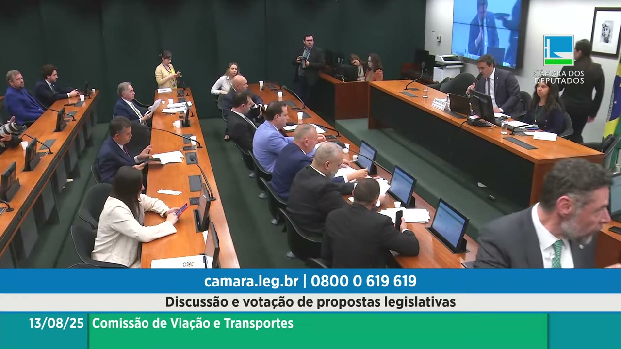 Vídeo do evento em 1:09:37