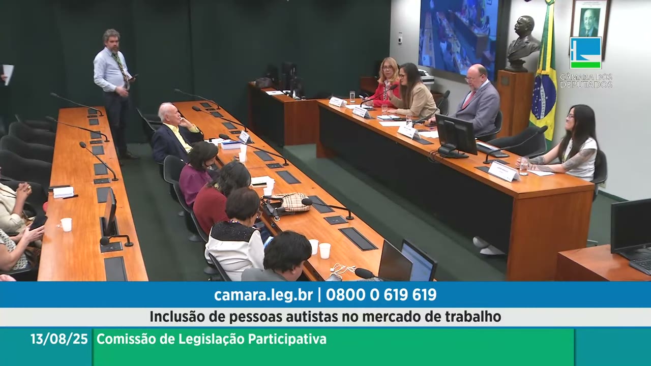 Vídeo do evento em 1:43:03
