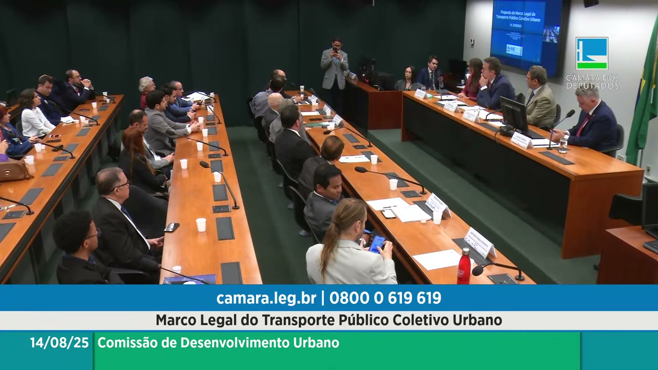 Vídeo do evento em 1:52:14