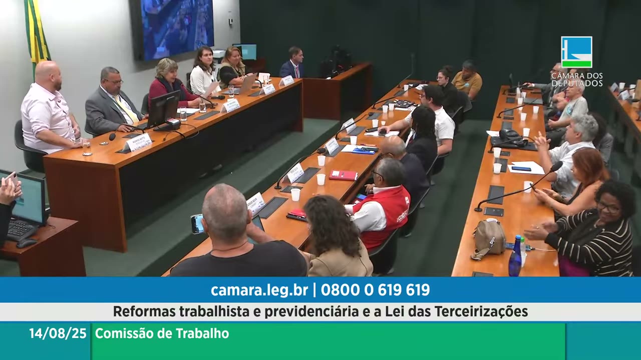 Vídeo do evento em 1:07:19