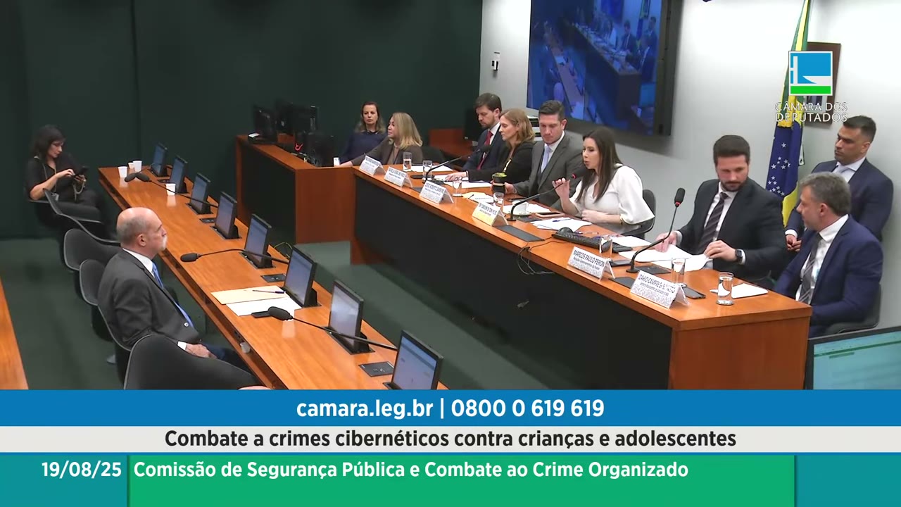 Vídeo do evento em 53:00