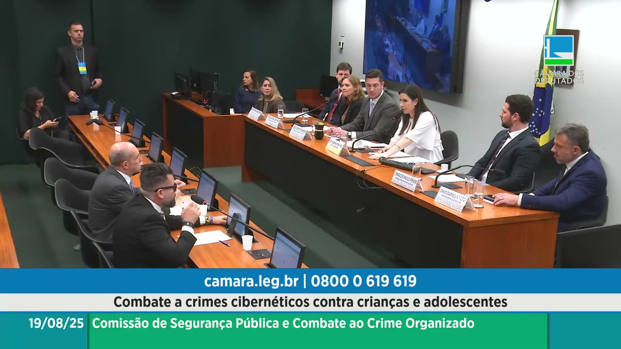 Vídeo do evento em 1:08:40