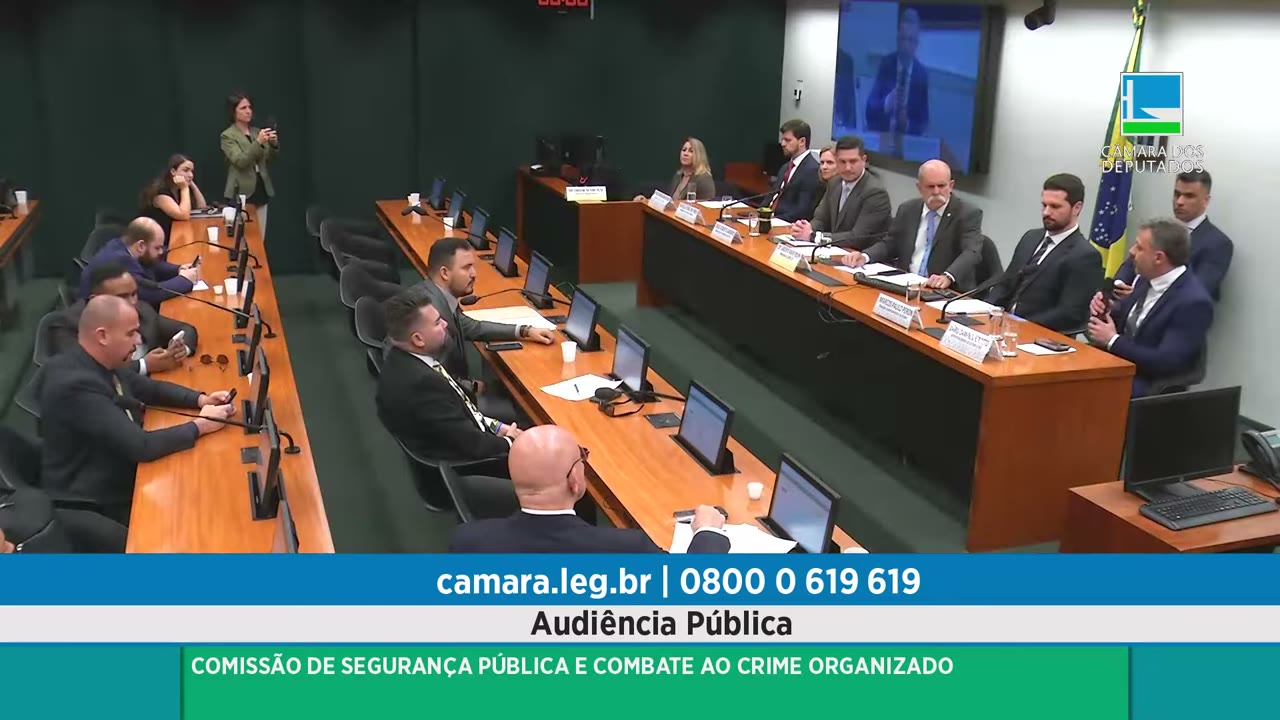 Vídeo do evento em 1:49:19