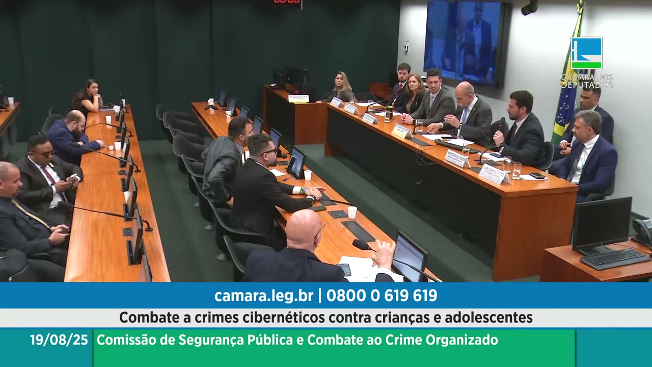 Vídeo do evento em 2:04:58